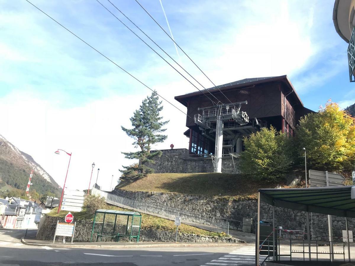T2 + Alcove 4 Pers Au Pied Du Telecabine Avec Parking Couvert Cauterets Buitenkant foto